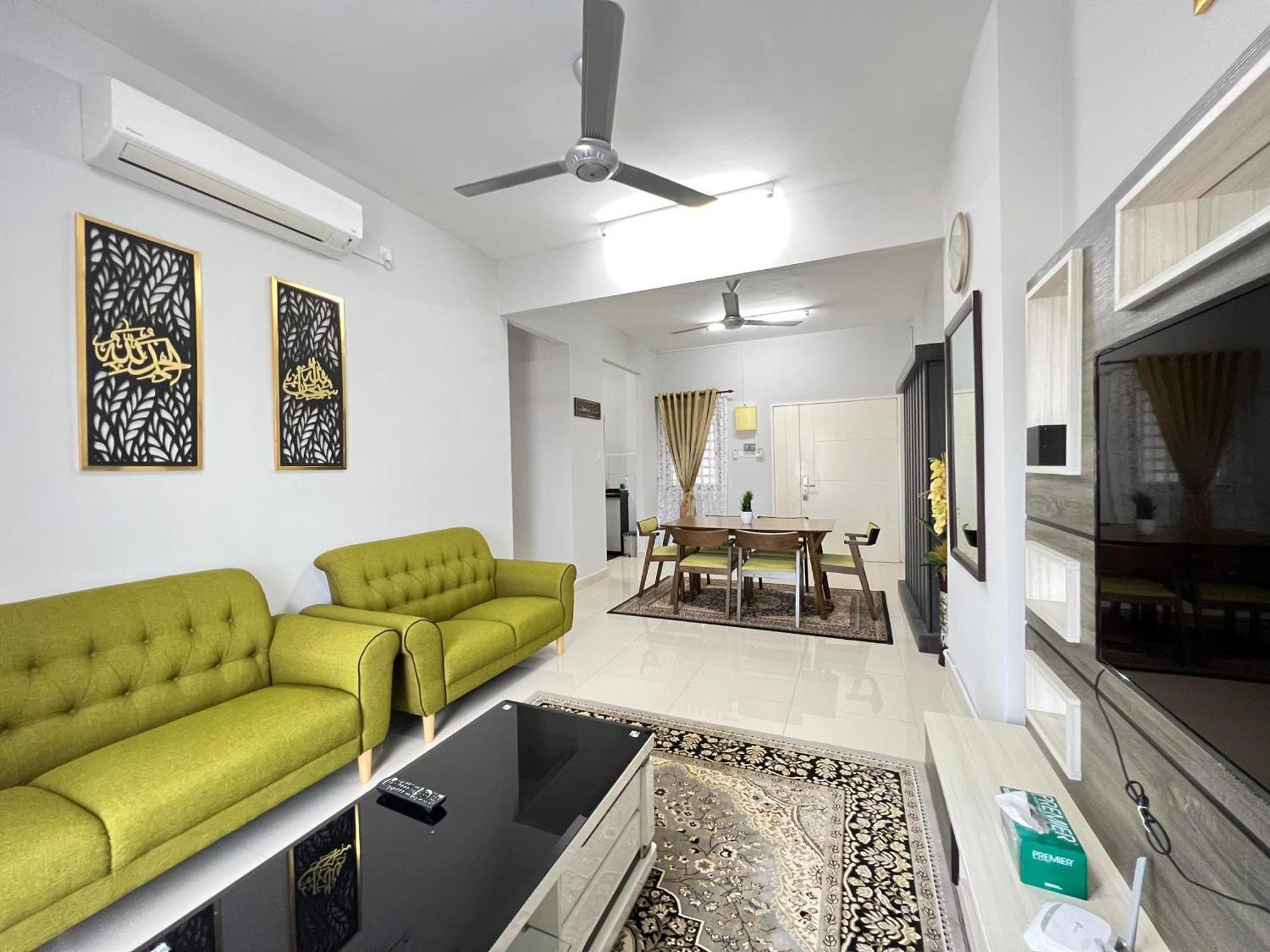Apartment Terengganu Dreamscapes At Icon Residence, Spacious With Nature View